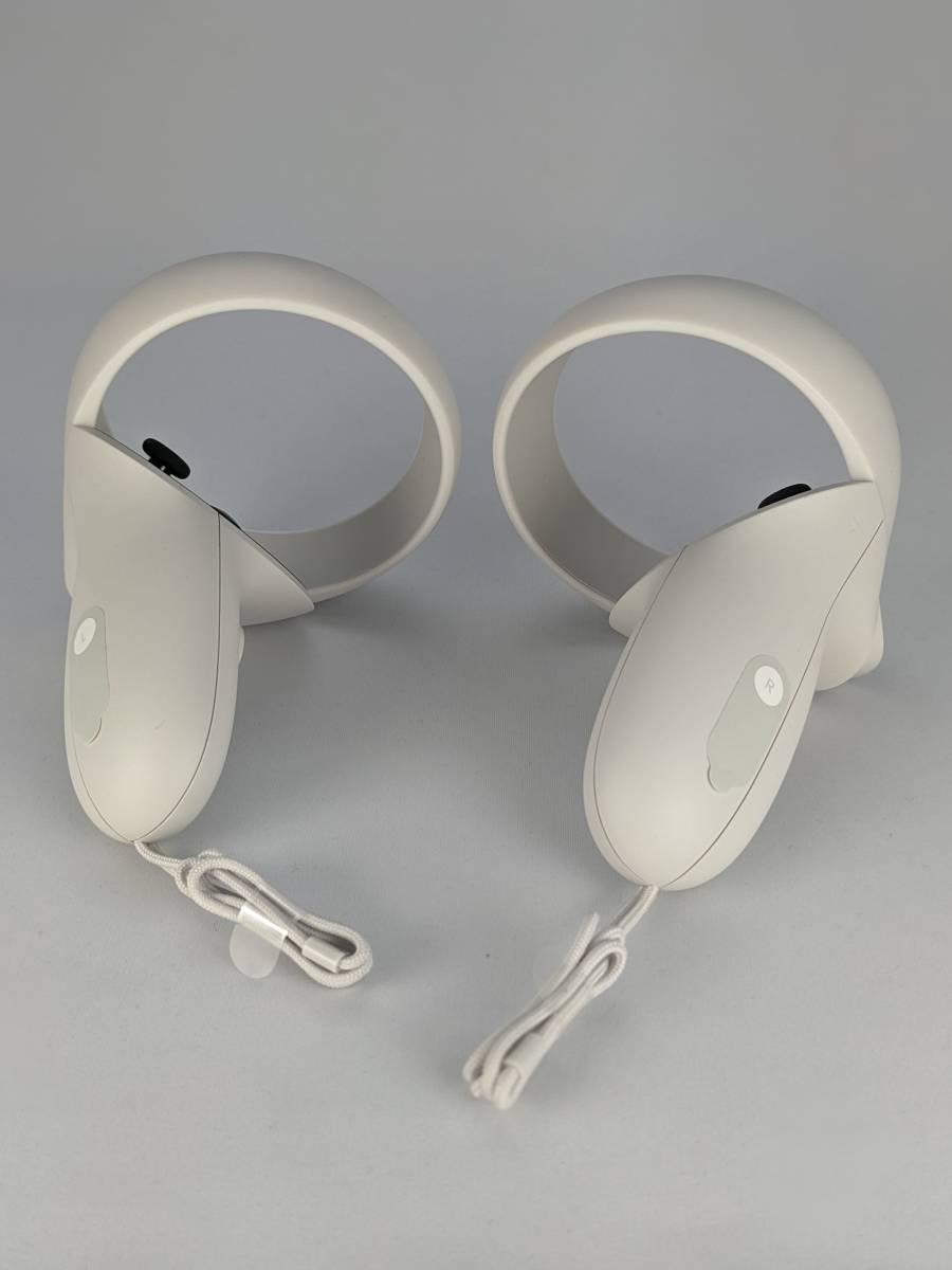 ほぼ新品・送料無料】Oculus Quest 2 64GB 付属品（フィットパック 頭  