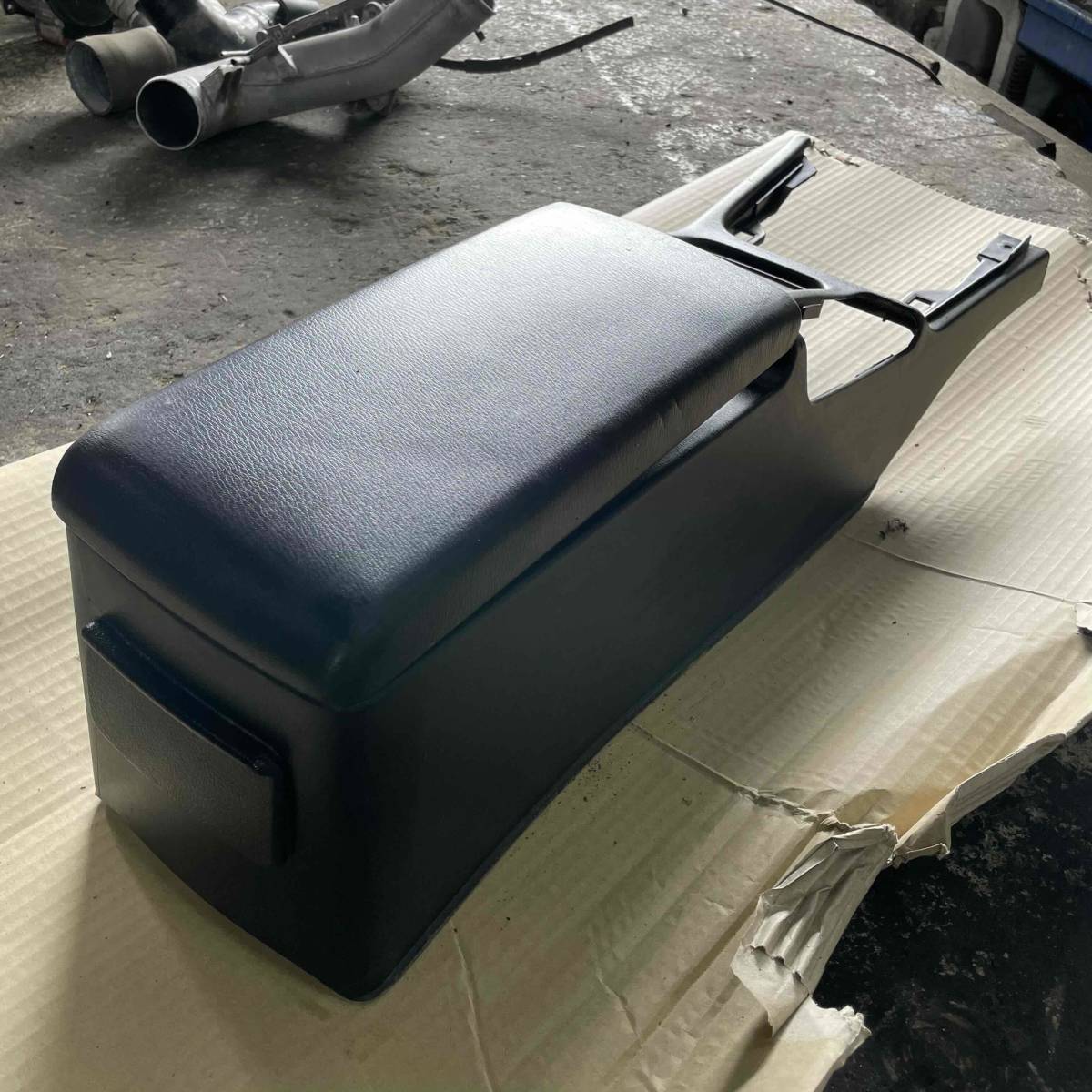 1円スタート！日産 スカイライン ER33 4ドア 純正 センターコンソール 