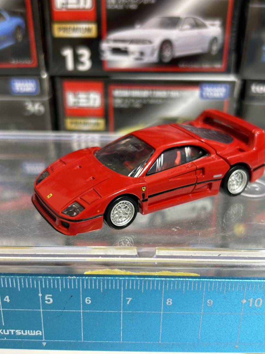 廃盤 TOMICA トミカプレミアム 1/62 Ferrari フェラーリ F40 レッド 