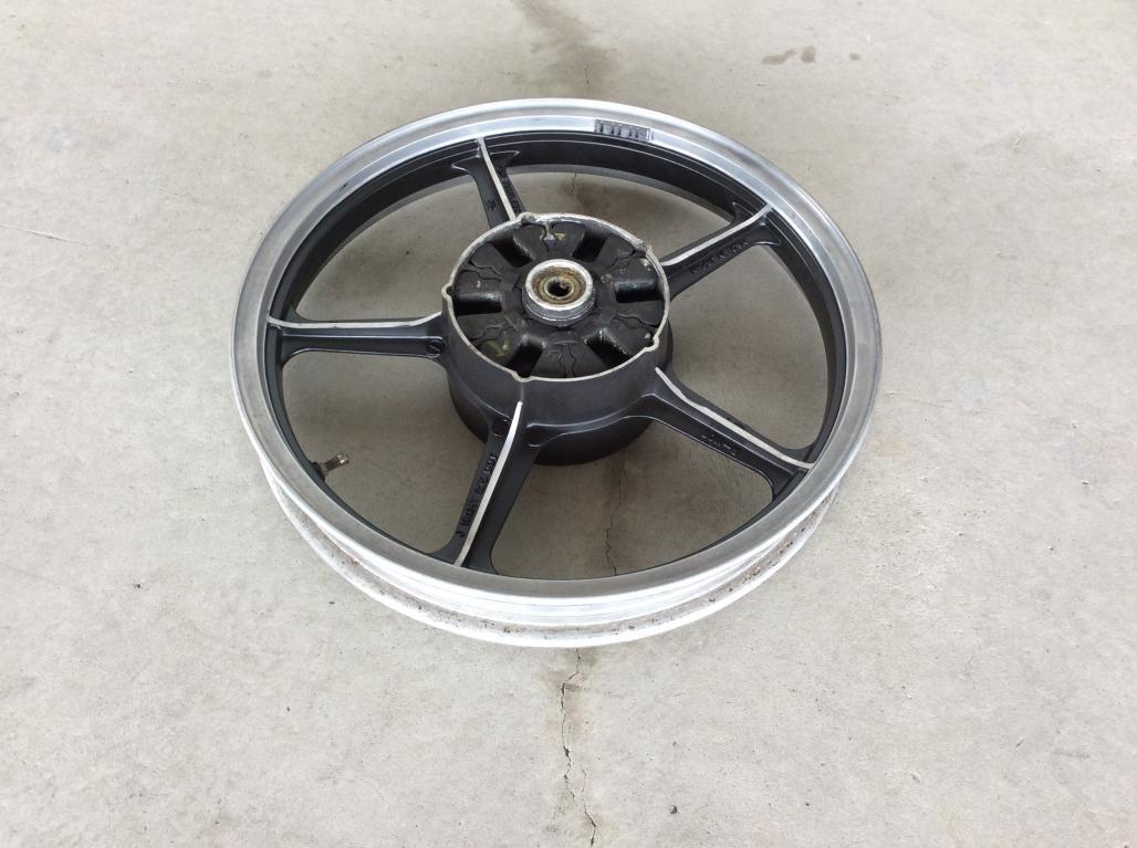 2411762) A4F20 Z550GP Z550F Z400GP リアホイール(リア)｜売買された