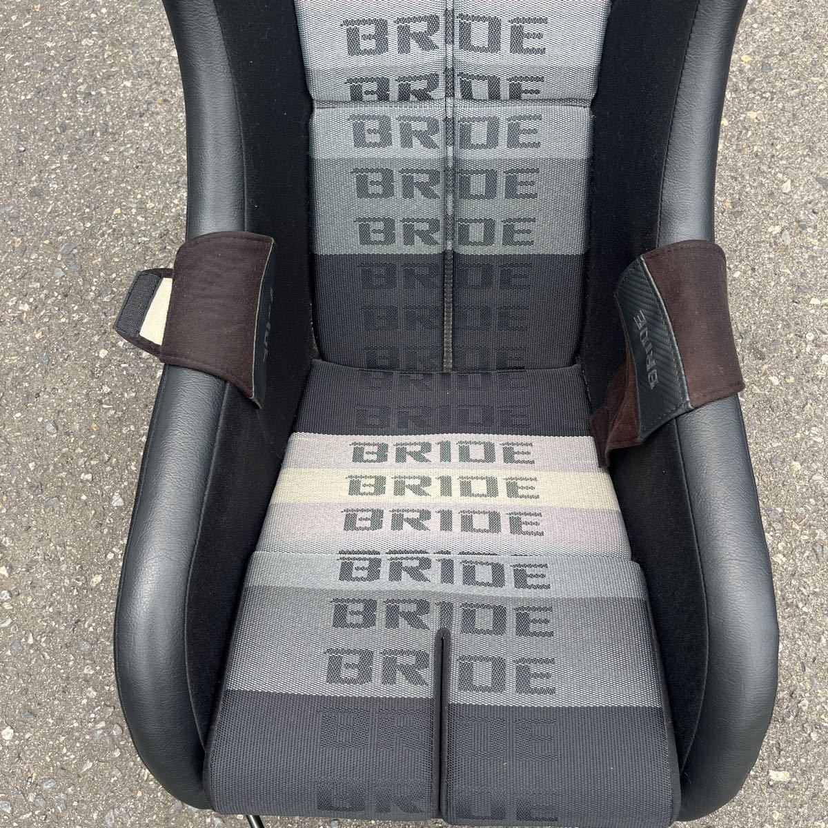 BRIDE 【引取限定】BRIDE ZETA Ⅳ グラデーションロゴ バケットシート 