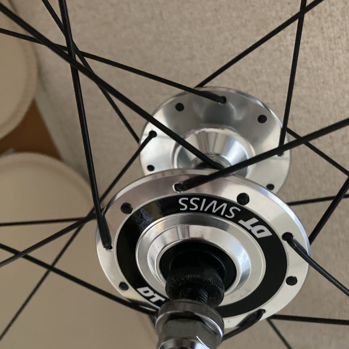 送料込 走行50キロ以下 ピスト シングル トラック 700c カーボンリム 