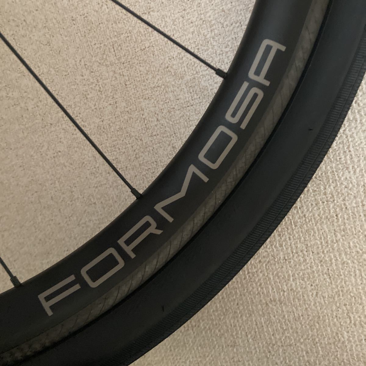 送料込 走行50キロ以下 ピスト シングル トラック 700c カーボンリム 