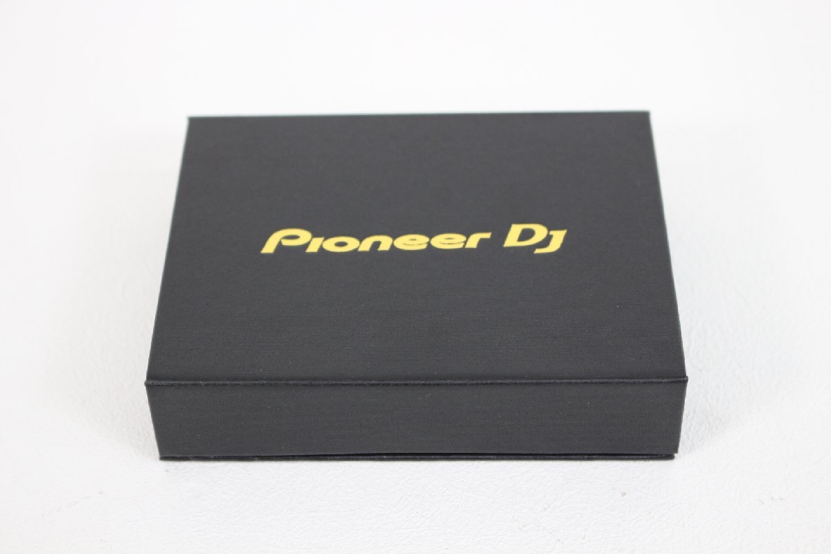 DJ Pioneer 発売 - ゴールドカラーデザインがひときわ目を引く「DDJ