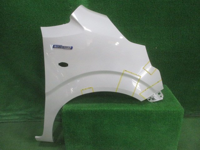 100%新品，正規品 スズキ　ワゴンR　MH35S/MH55S　右フェンダー　純正　ノーマル　922742