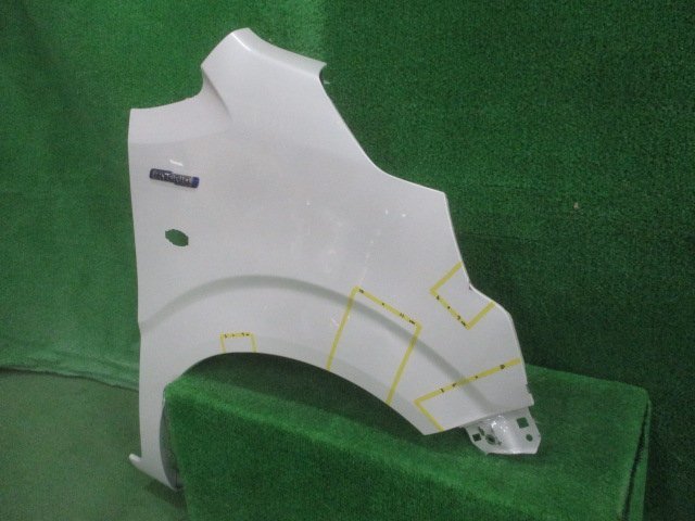 100%新品，正規品 スズキ　ワゴンR　MH35S/MH55S　右フェンダー　純正　ノーマル　922742