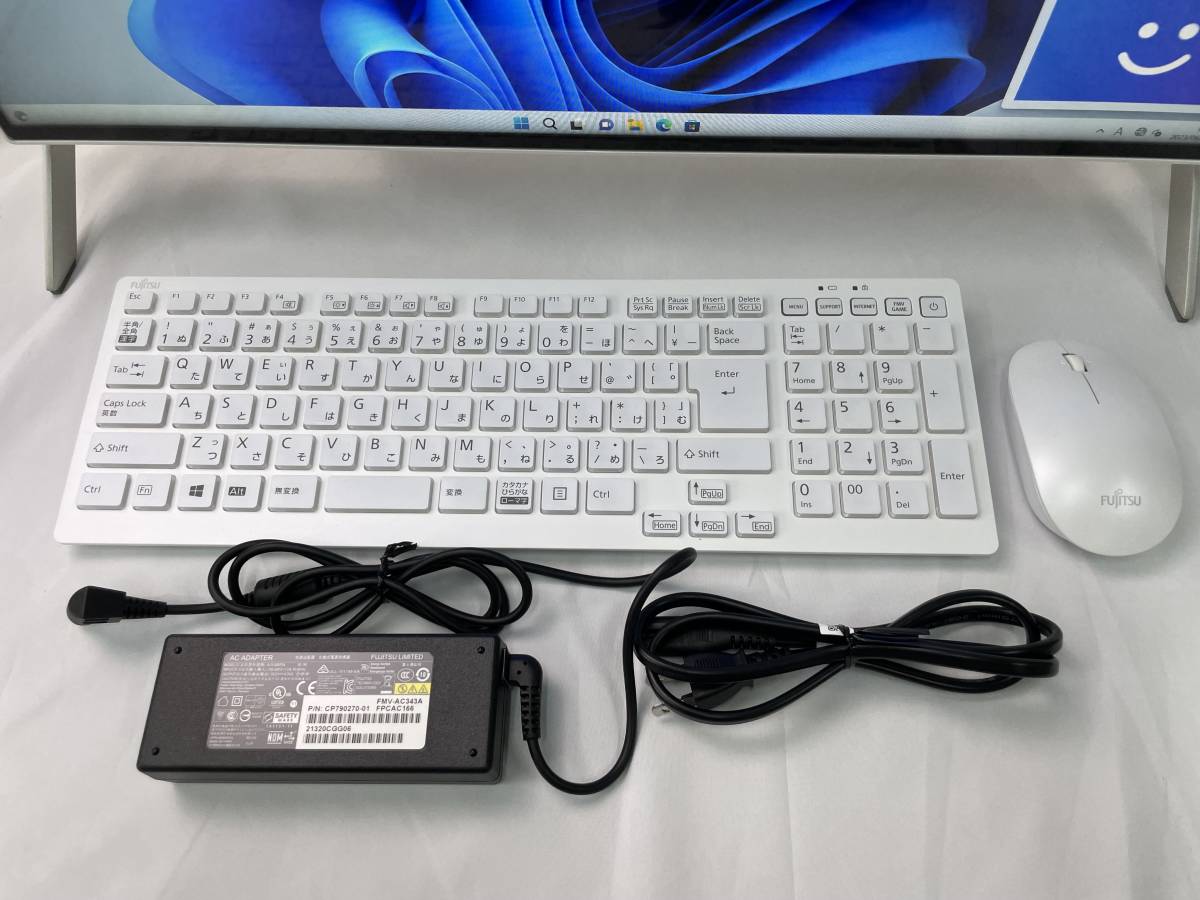 富士通 ESPRIMO FH60/E3 FMVF60E3WG（AMD Ryzen 5 4500U/8GB/SSD512GB