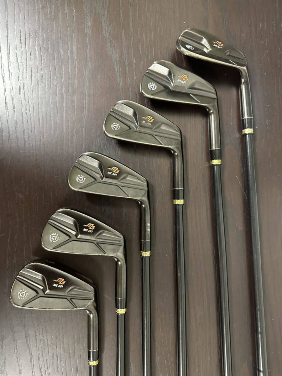 三浦技研MC-501 マッドブラックボロンアイアンセット5〜PW ダイナミックゴールド黒