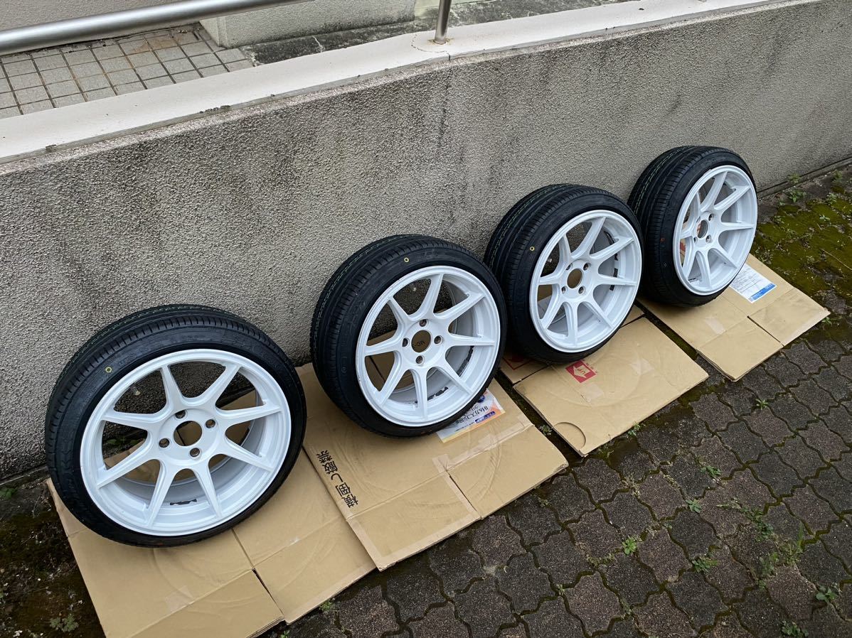 ステルスレーシング 15inch 7Jオフセット30 ホワイト 新品タイヤ付き 