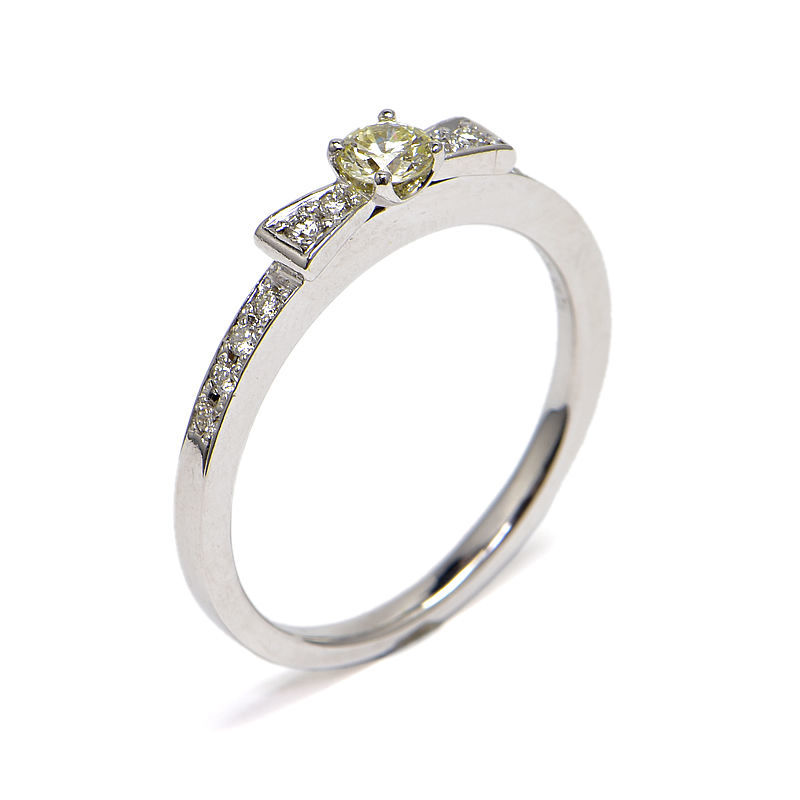 MJC 0.15ctダイヤリング 12号 K18WG 新品仕上済 合計0.09ctダイヤ リボンモチーフ イエローダイヤ 金無垢 ホワイトゴールド 中古 送料無料