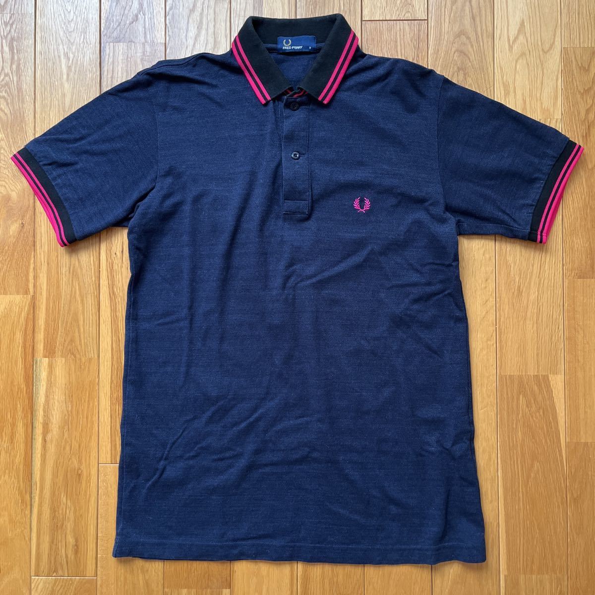 美品☆FRED PERRY フレッドペリー 半袖ポロシャツ サイズS ネイビー