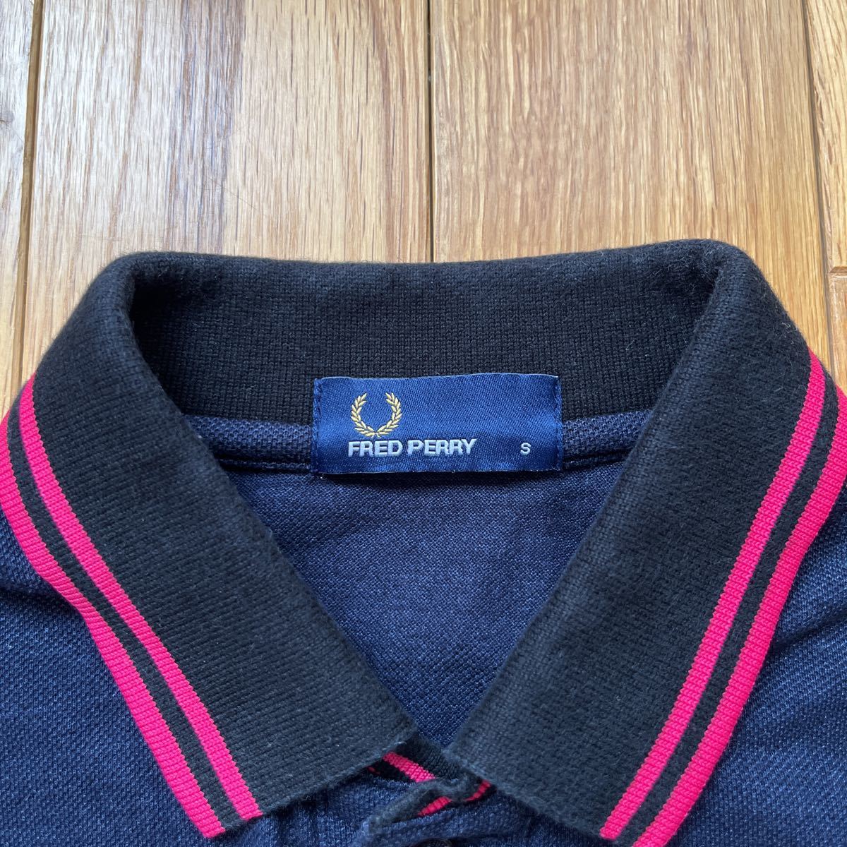 美品☆FRED PERRY フレッドペリー 半袖ポロシャツ サイズS ネイビー