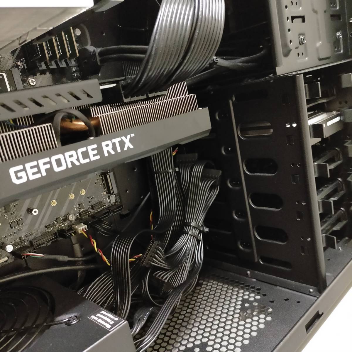 RTX 3070 Ti 搭載 GALLERIA ZZ改 (Core i9/32GB/SSD512GB+HDD1TB 