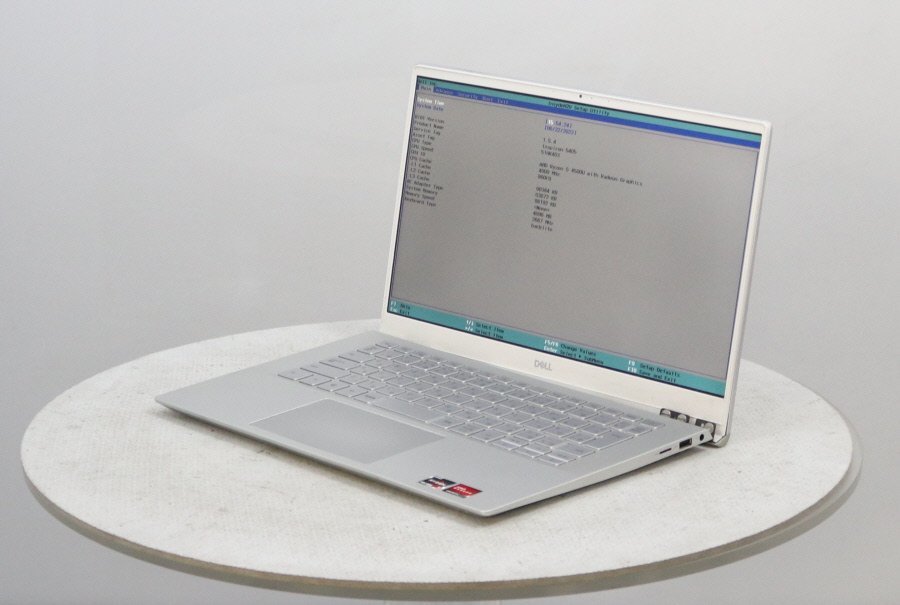 DELL Inspiron 5405 - AMD Ryzen 5 4500U with Radeon Graphics 2.30