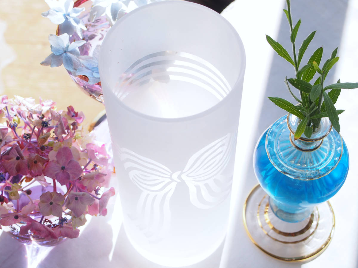 MIKIMOTO International*すりガラスxクリアリボンデザイン*フラワー