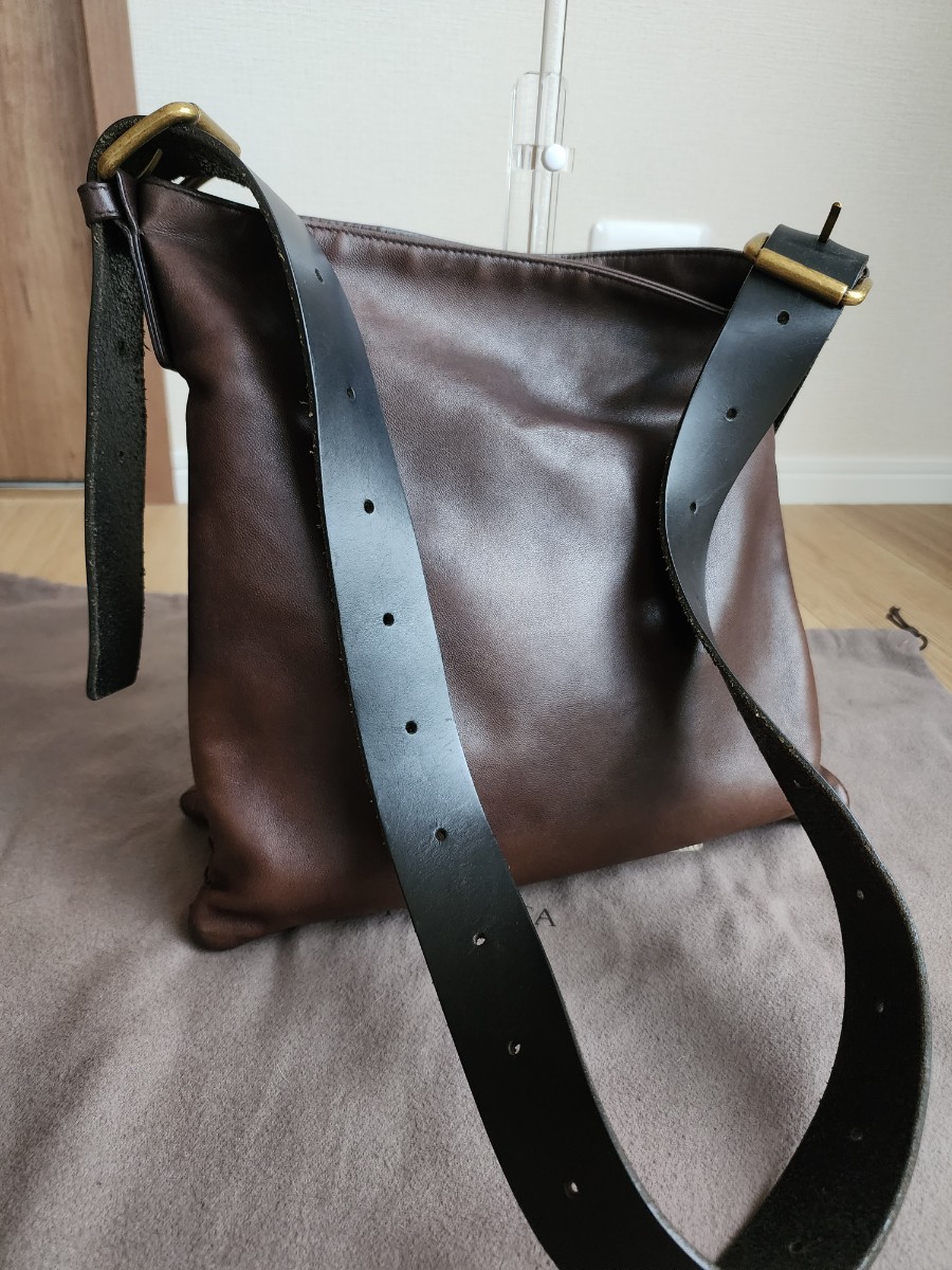 イントレチャート VENETA BOTTEGA ショルダーバッグ ボッテガヴェネタ 