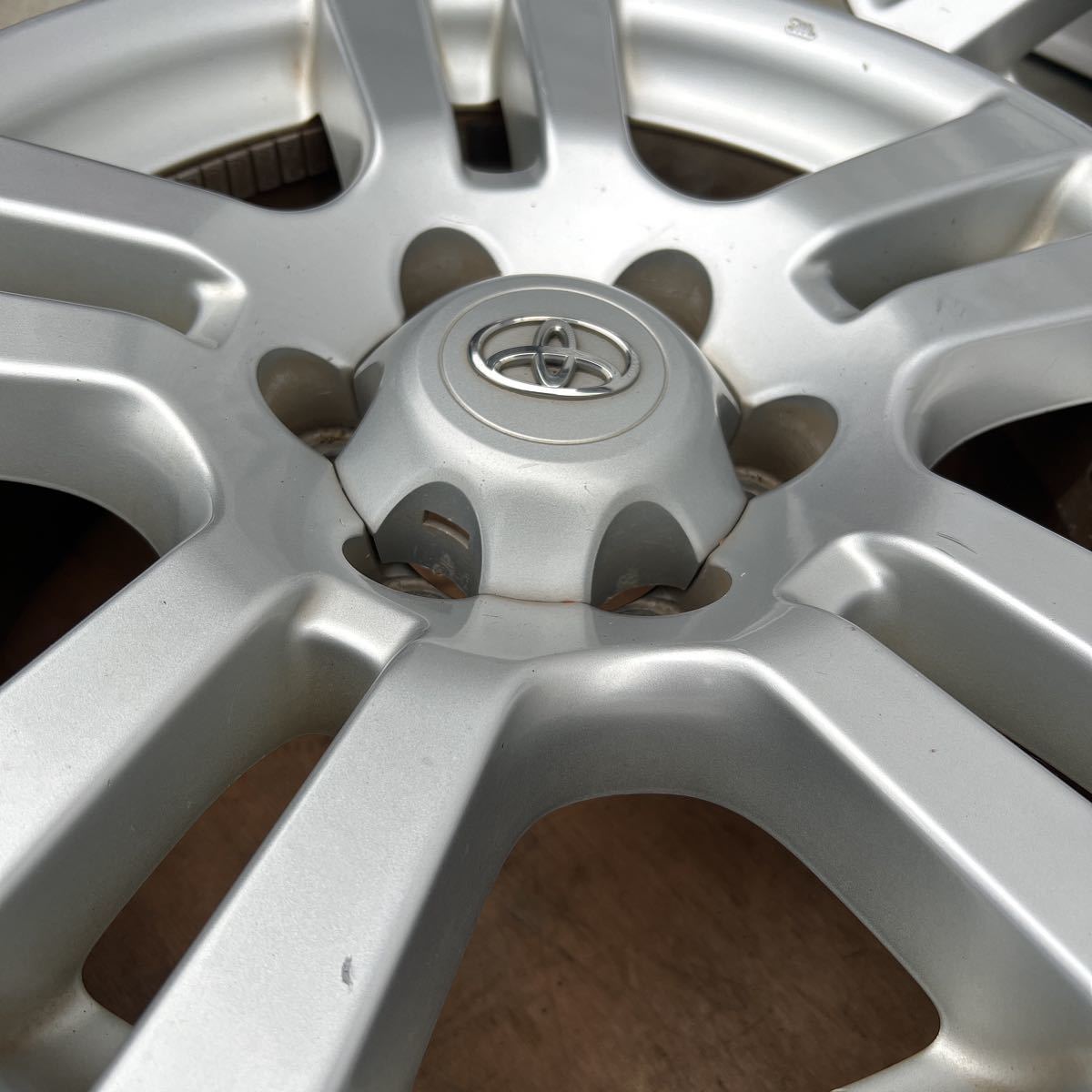 200系ハイエース流用に！150プラド 純正 18インチ 4本 18×7.5J+25 