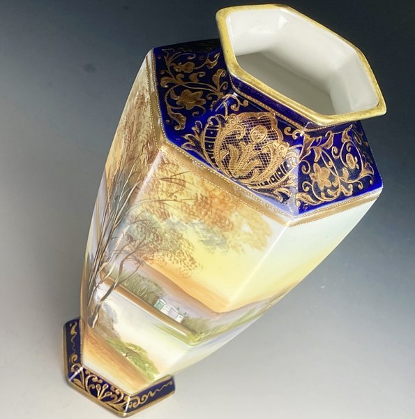オールドノリタケ銘品 コバルト 湖水風景図紋 金盛 金彩 六面 六角花瓶