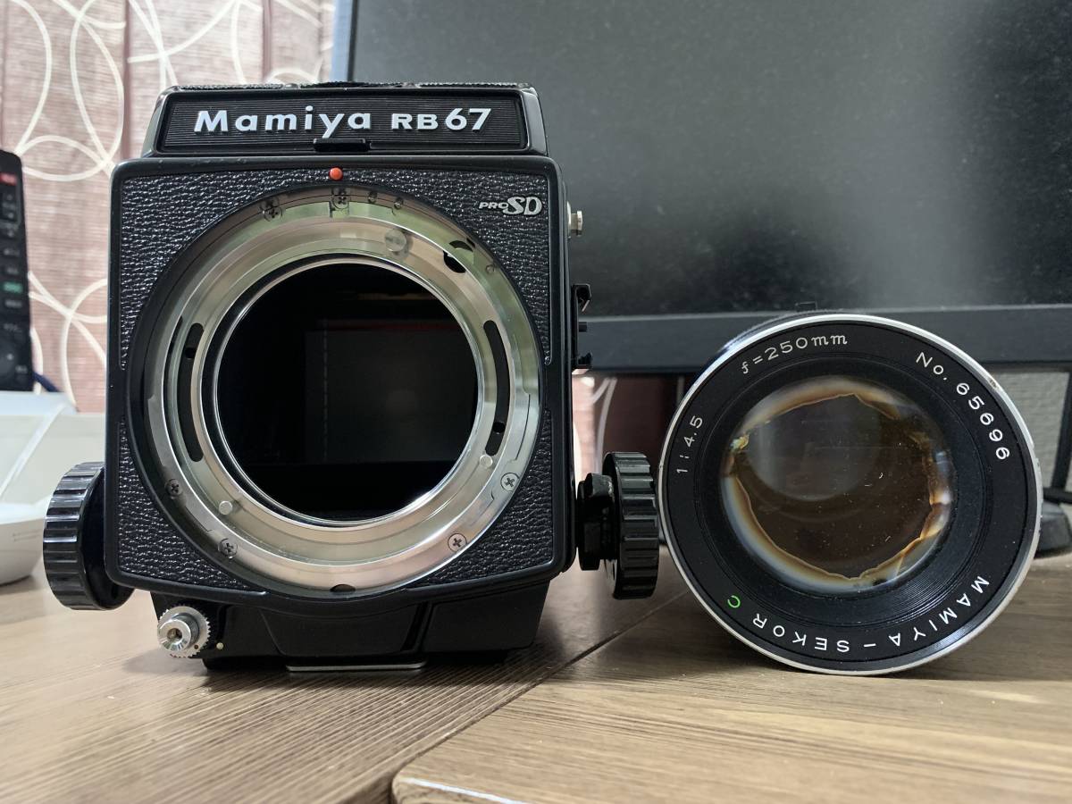 Mamiya RB67 PRO SD 付属品多数 Mamiya マミヤ RB67 Pro SD □ レンズ6本・付属品多数 mamiya rb67
