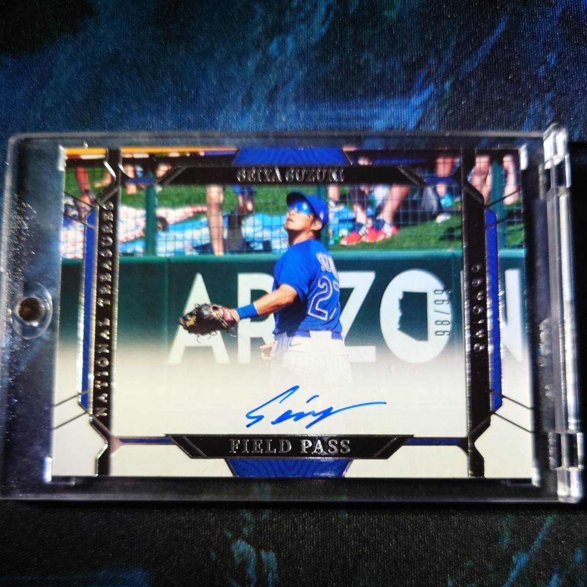 Panini National Treasures 2022 鈴木誠也 直筆サインカード RC 