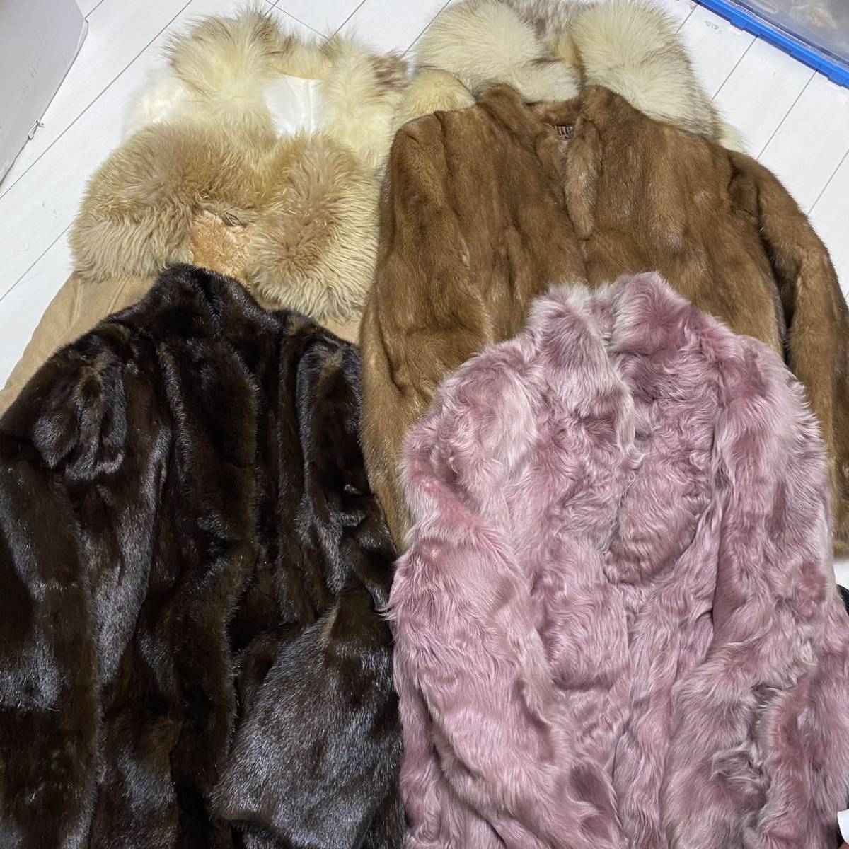 EMBA 毛皮 2枚まとめ売り ミンク フォックス Yahoo!オークション -「emba 毛皮」の落札相場・落札価格 超大量 毛皮