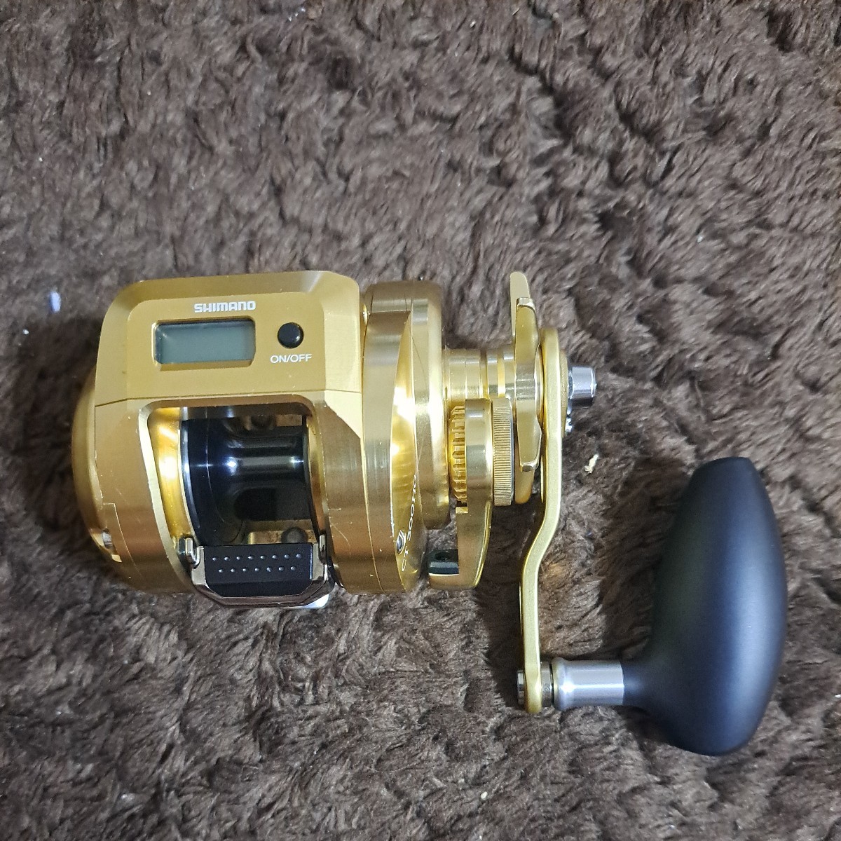 中古品 シマノ 18 オシアコンクエスト CT 300HG(右ハンドル) 着払い(60