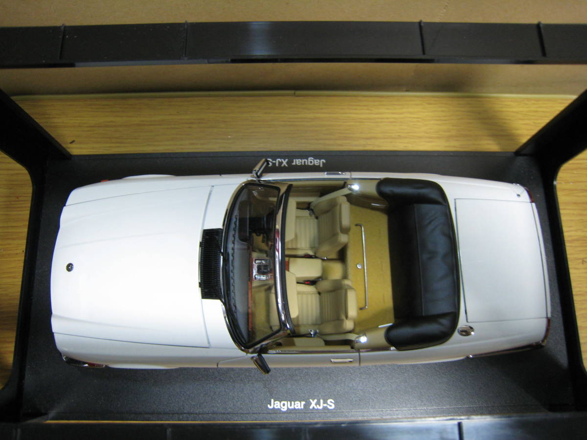 オートアート 1/18 ジャガー XJ-S カブリオレ ホワイト 修復歴あり 
