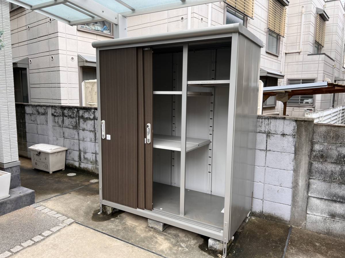 YODO ヨド物置 高さ1,940×幅1,655×奥行900mm 鍵付き 解体済み エリア 