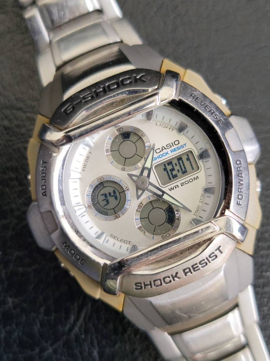 CASIO G-SHOCK SHOCK RESIST カシオGショック 白文字盤 デジアナ G 