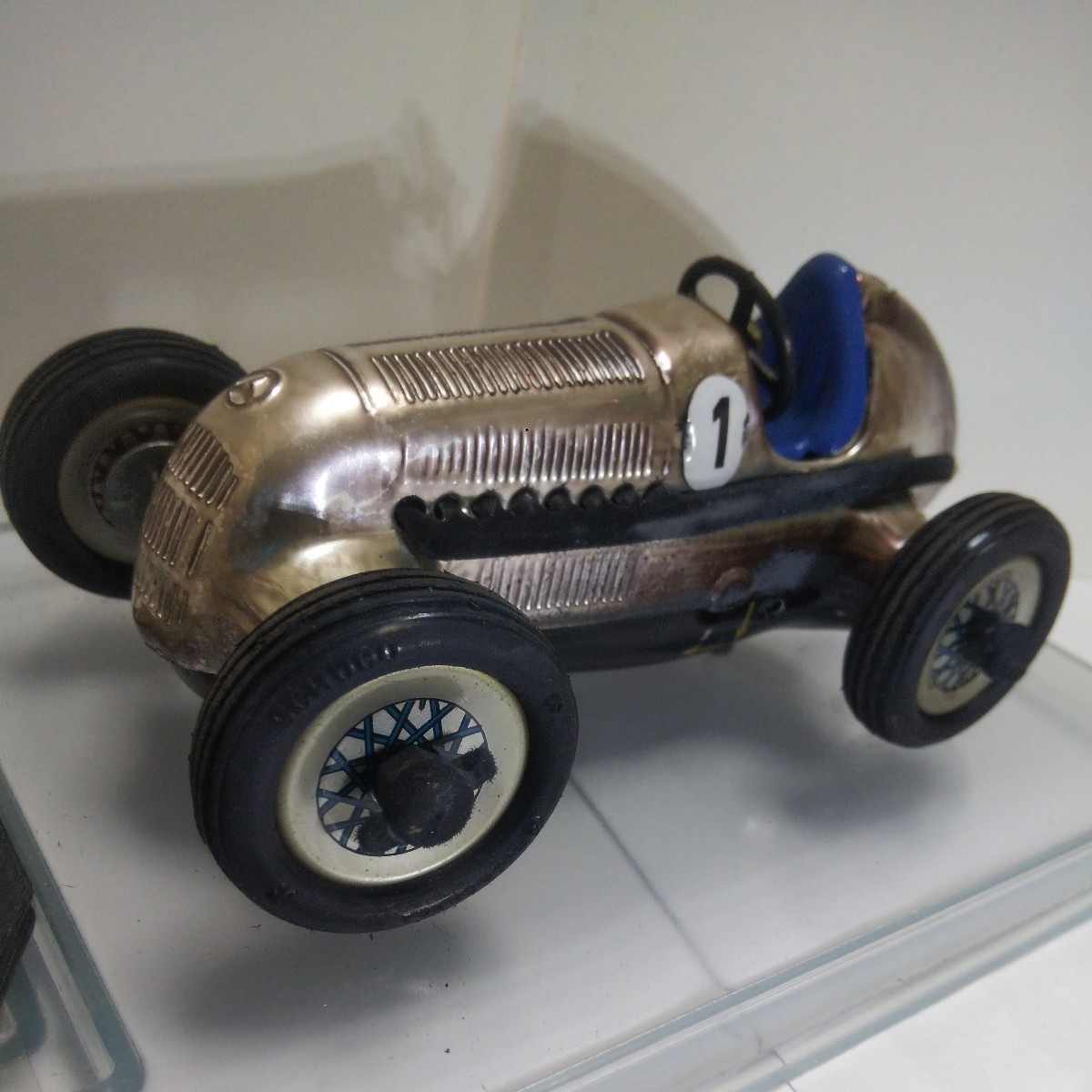 Schuco シュコー ブリキ ゼンマイ式 ミニカー ダイムラー ベンツ