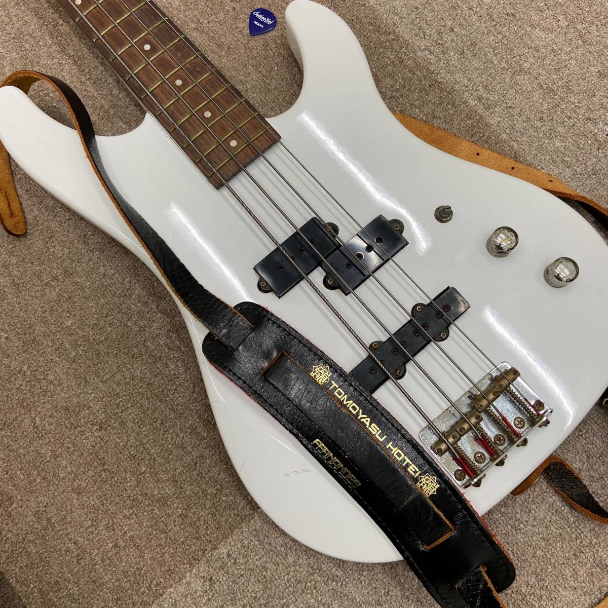 Fernandes Limited Edition エレキベース ホワイト 【公式通販】