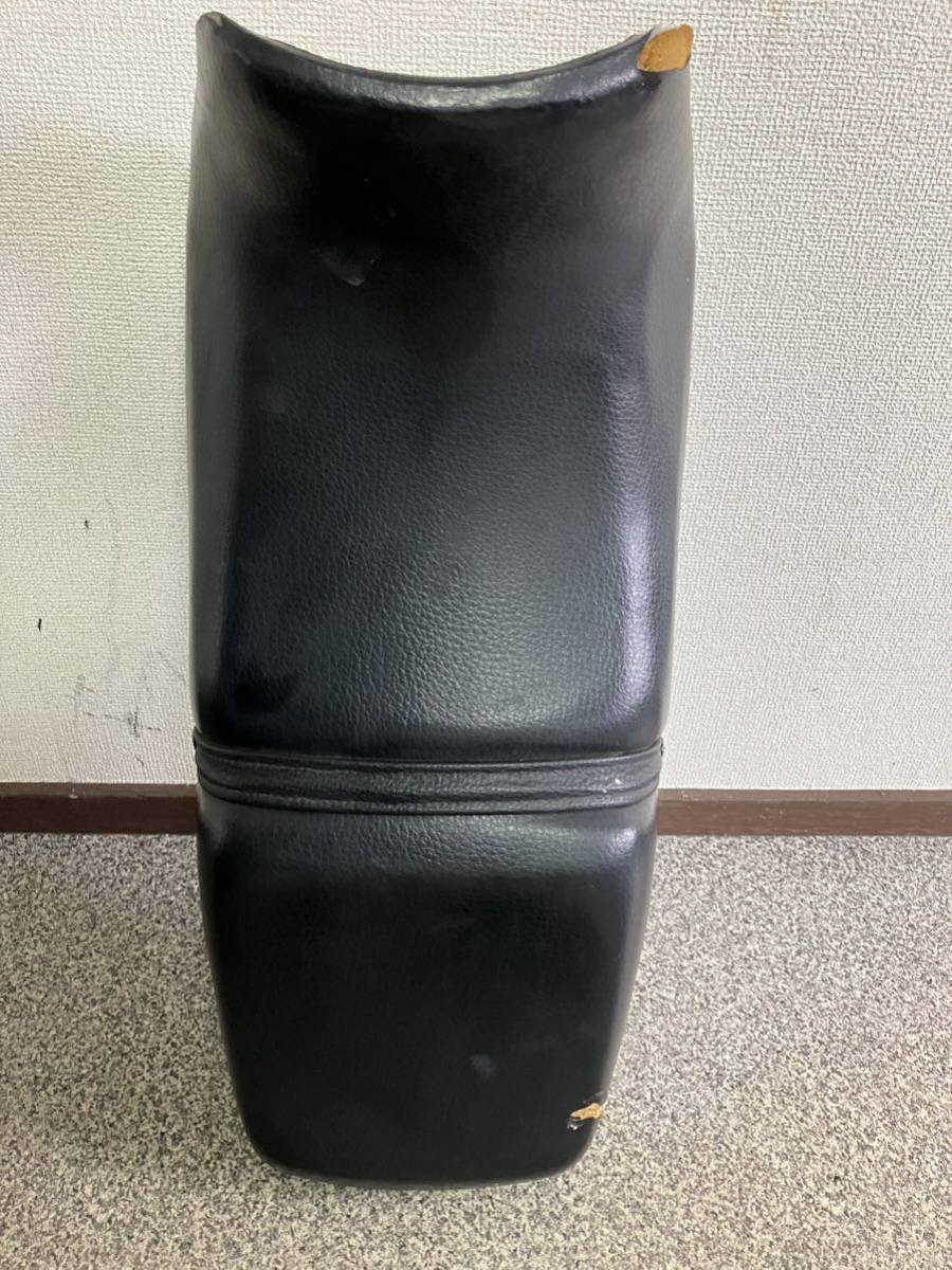 @カワサキKAWASAKI 　GPZ900R シート　040430　送料無料！九州発