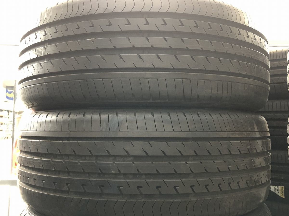 アウトレット品 送料無料 2018年製 未使用品 (55DS125-2)DUNLOP VEURO VE303 215/45R18 93W 2本 夏タイヤ
