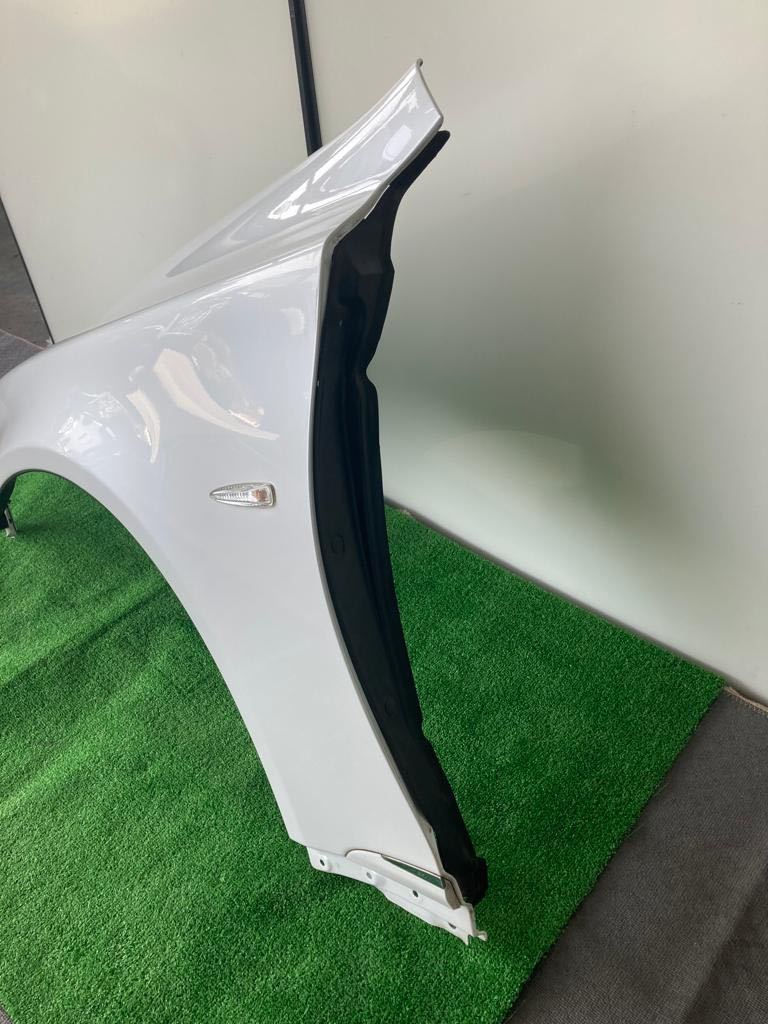 LEXUS レクサス LS460 USF40 純正 左LHフロントフェンダー カーラー077