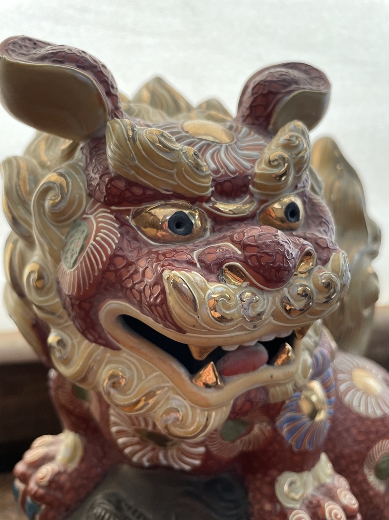 九谷焼　狛犬　置物　玉乗り シーサー　八栄窯　須栄義作 九谷焼 八栄窯 須栄義 狛犬 シーサー 獅子 玉獅子 龍玉 玉乗り獅子