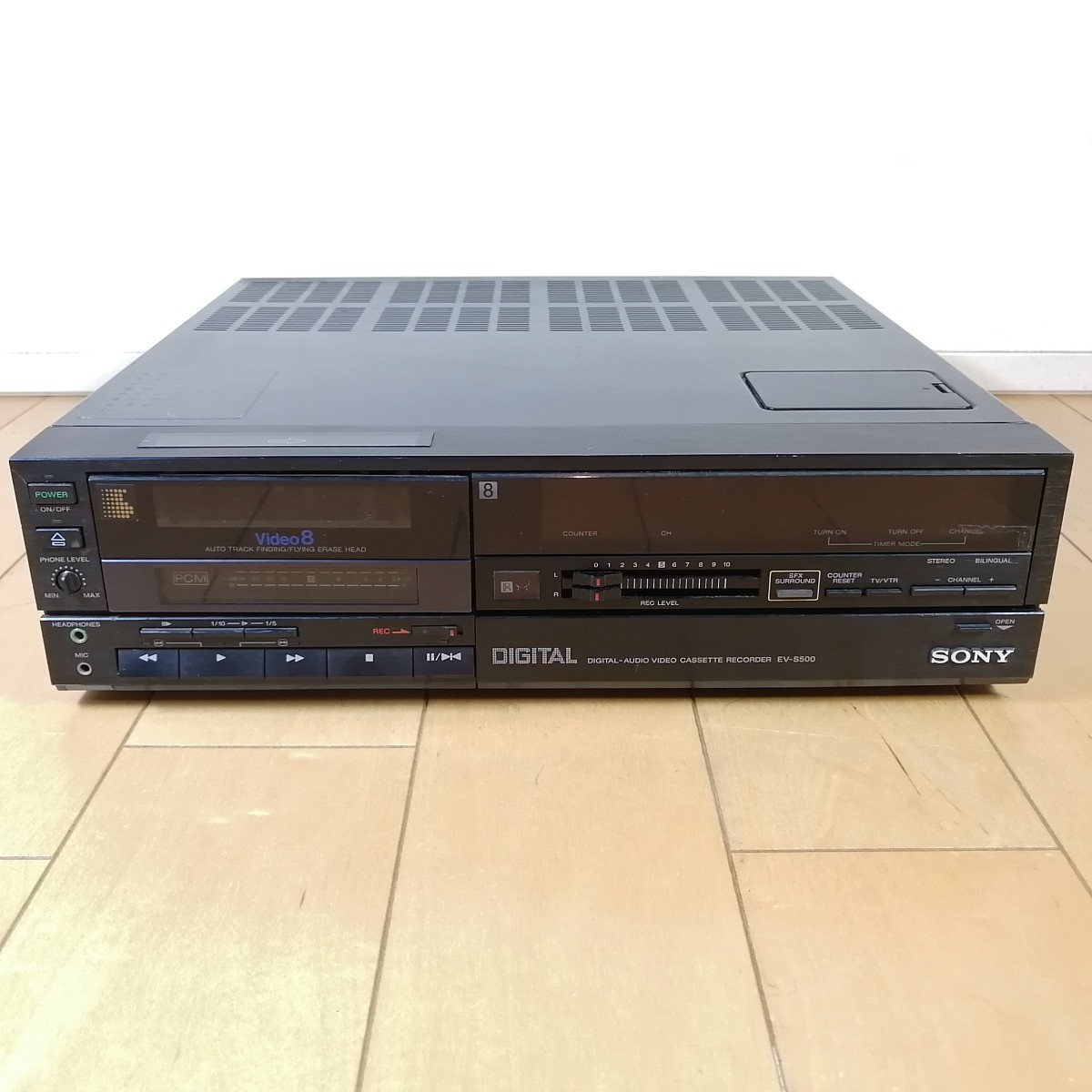 希少!!　動作確認済!!　SONY　Hi8　8mmビデオデッキ　8mmビデオレコーダー　EV-S500
