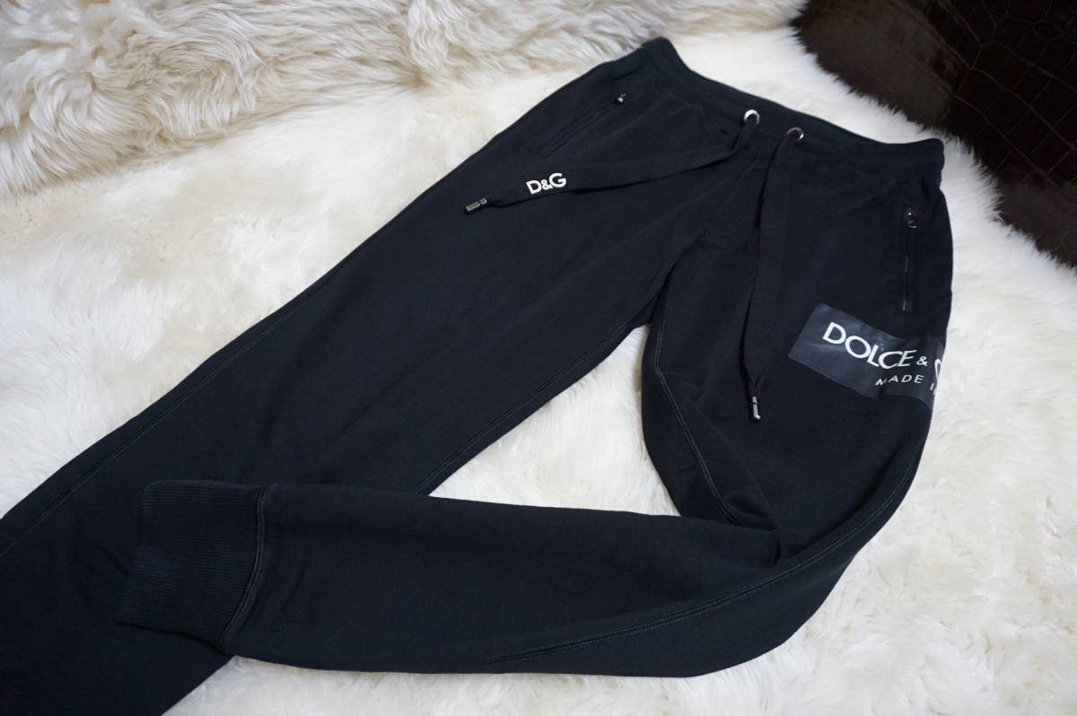 752y D&G DOLCE&GABBANA○秋冬○ドルチェ＆ガッバーナ＜変形ネック