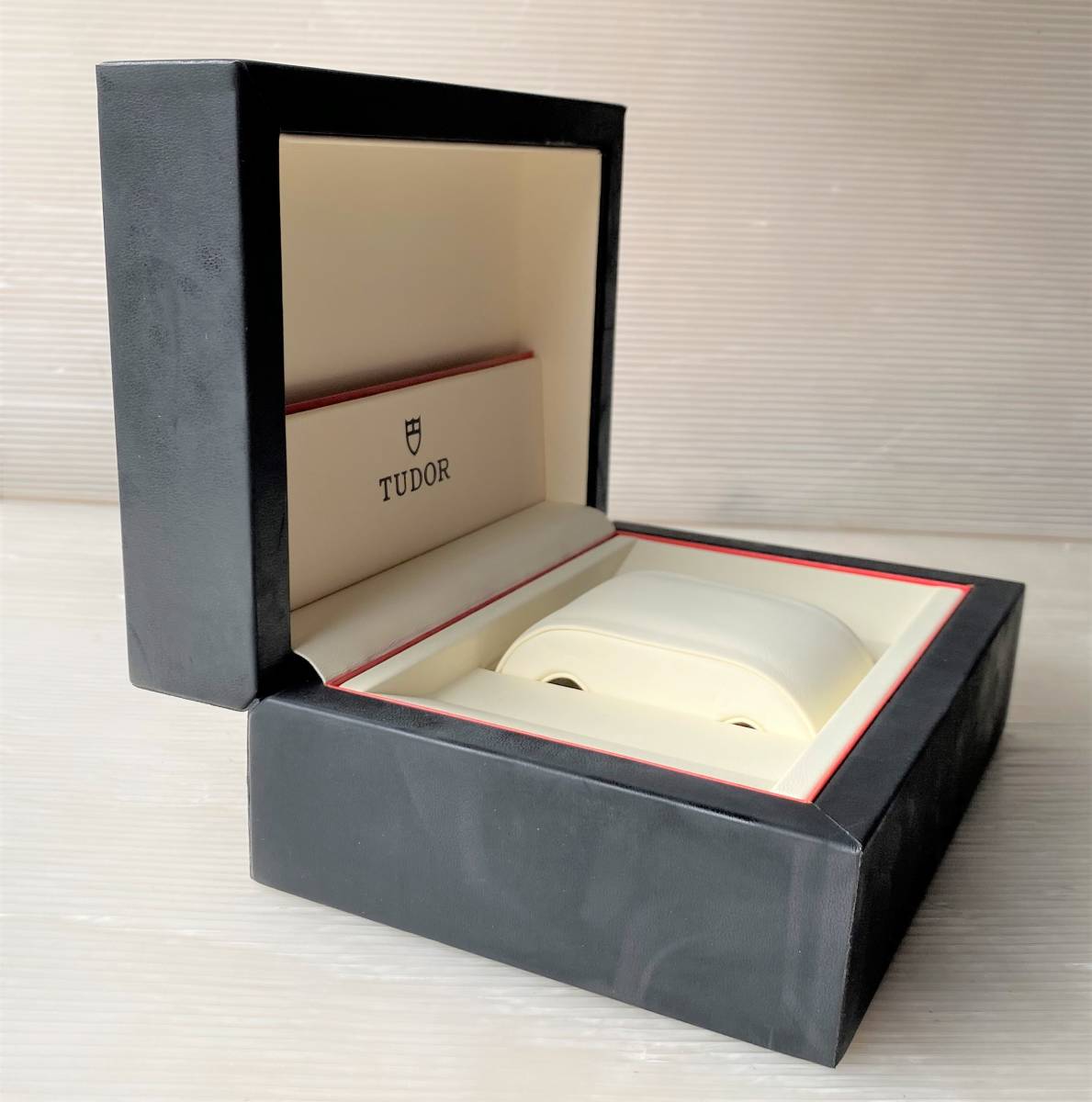 TUDOR チュードル　時計箱3点セット TUDOR チュードル 時計箱3点セット