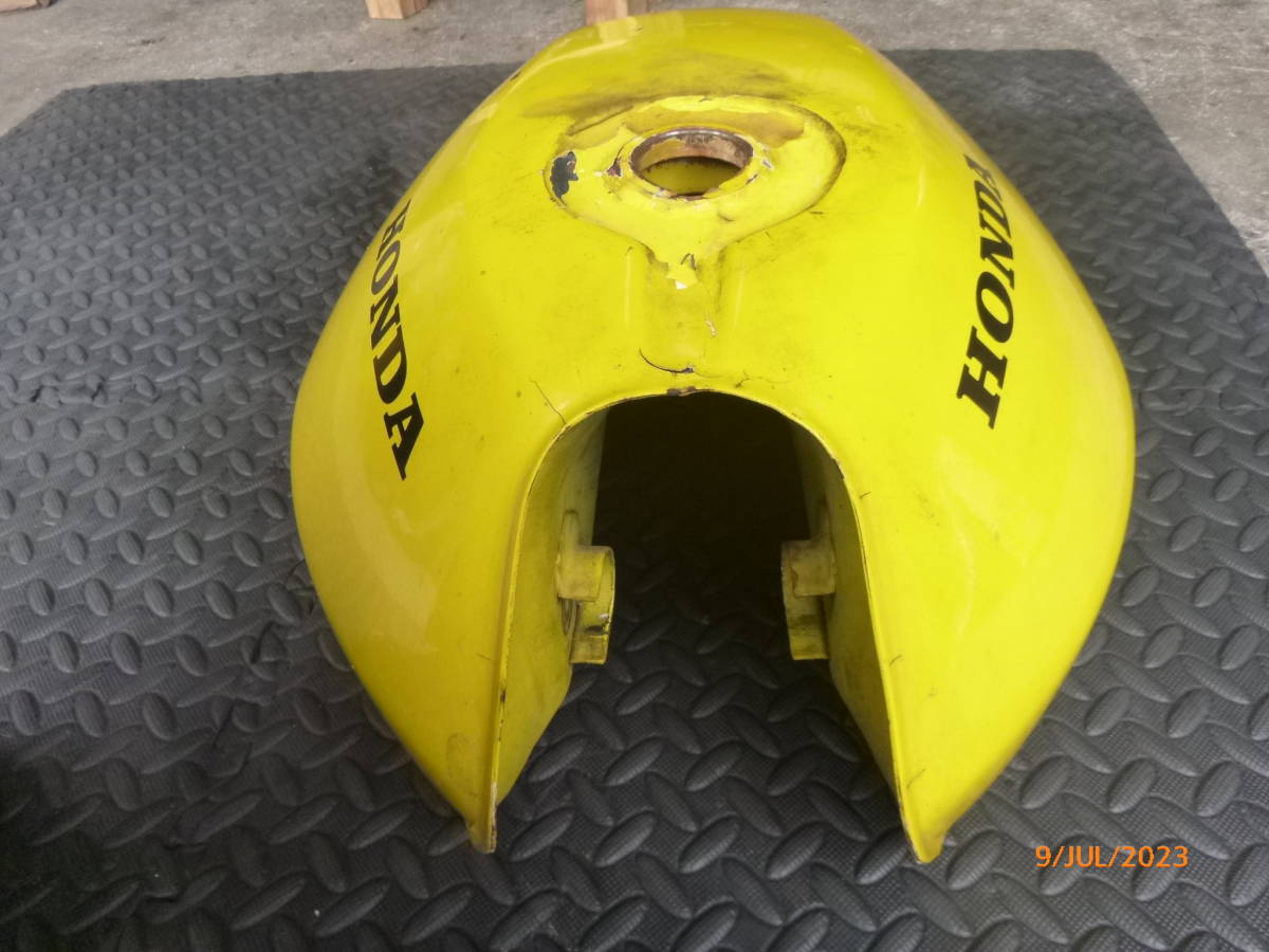 CBX400F/CBX550F 純正 ガソリンタンク 貴重 当時物 純正部品 ホンダ 旧