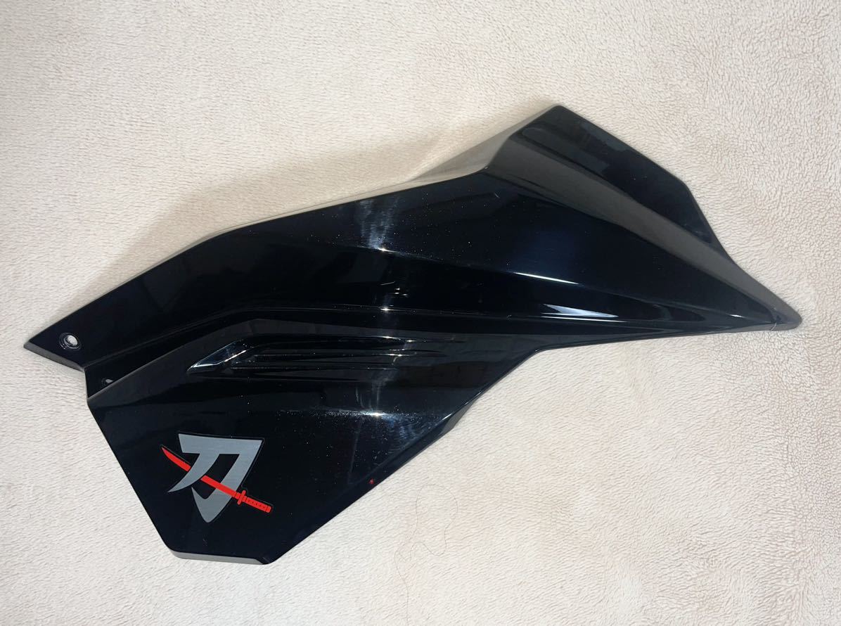 アッパーカウル サイドカウル KATANA GSX-S1000S GT79B 左 カタナ GSX