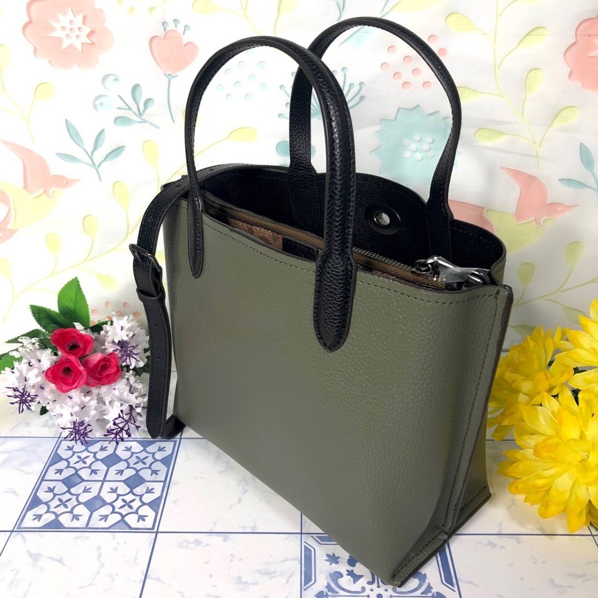 コーチ ハンドバッグ 2wayショルダー グリーン 【新品】 nt152