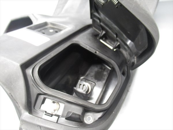I1R5-0704 ホンダ ダンク グローブボックス インナーカウル 純正品