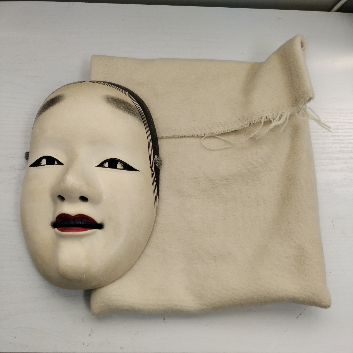 能面 面袋付き （能面 木彫り 面袋付き 赤い）