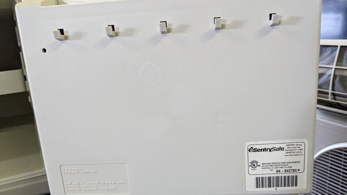 セントリー ファイヤーセーフ 耐火金庫 SB0507