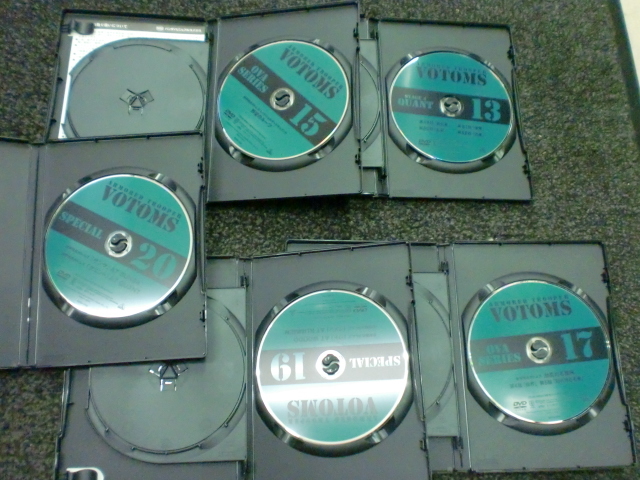 装甲騎兵ボトムズ : DVD-BOX VOL．1」作品詳細 GEO Watch 10076