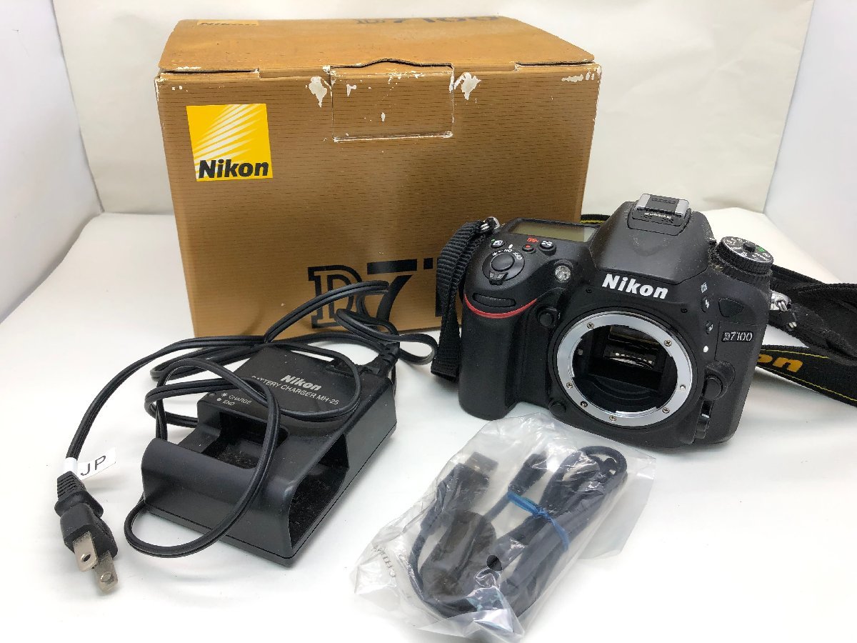 Nikon ニコン D7100 デジタル一眼レフカメラ ボディのみ 箱付き