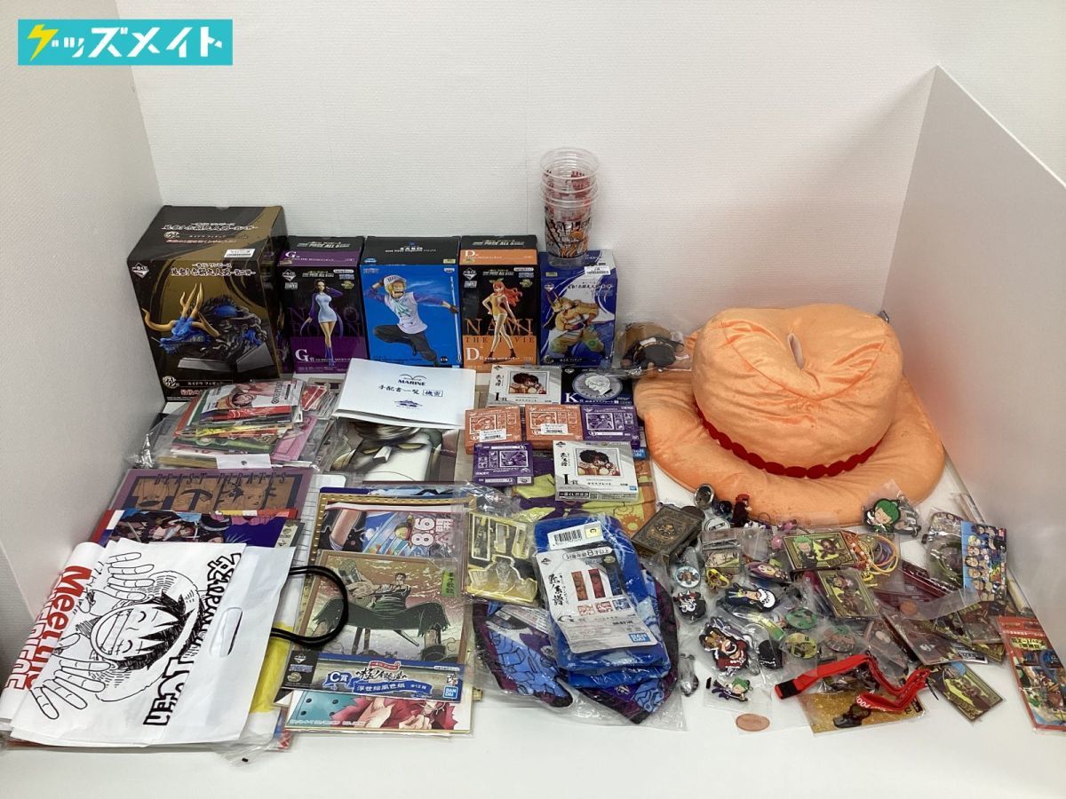 同梱不可/現状】 ONE PIECE ワンピース グッズ まとめ売り 缶バッジ 
