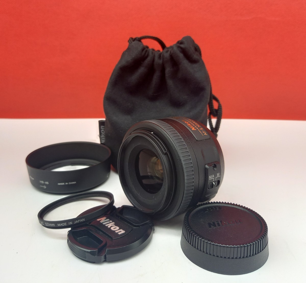 ■A Nikon DX AF-S NIKKOR 35mm F1.8 G 動作確認済 カメラ レンズ ケース ニコン