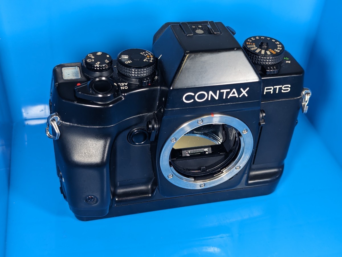CONTAX RTS III SLR 一眼レフフィルムカメラ 電池を入れシャッターが