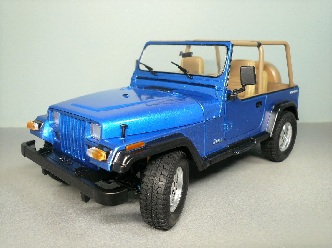 タミヤ 1/24 Jeep ラングラー オープントップ　プラモデル組み立て完成品
